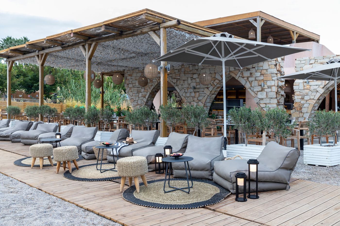 Eden-Roc-Resort-Hotel-Beach-11