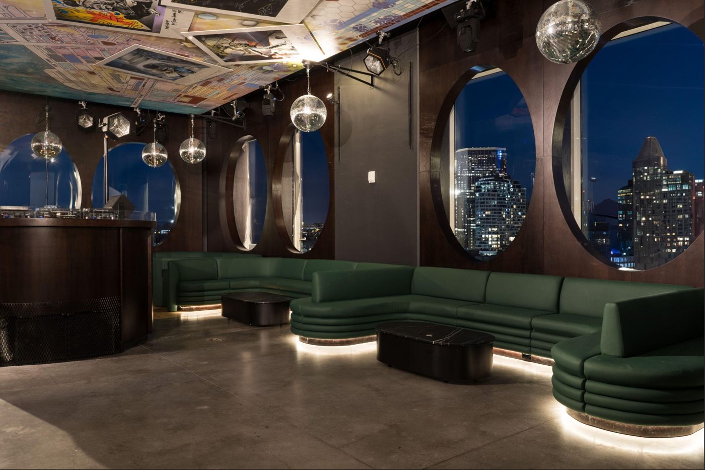 Hotel-Indigo-Lower-East-Side-New-York-Lobby-17