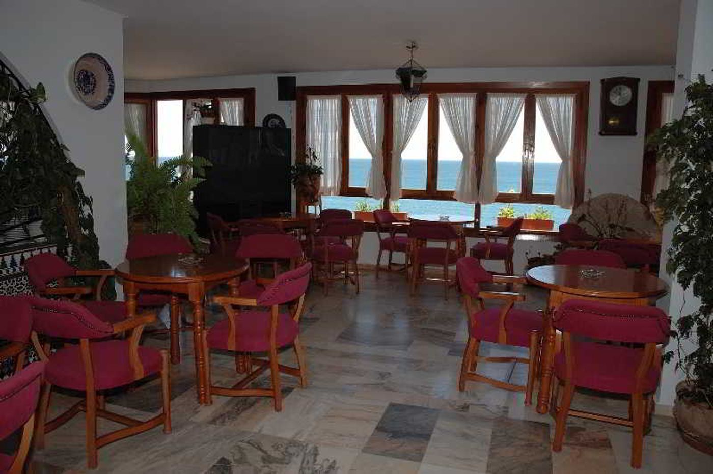 Patricia-Hotel-Restaurant-13
