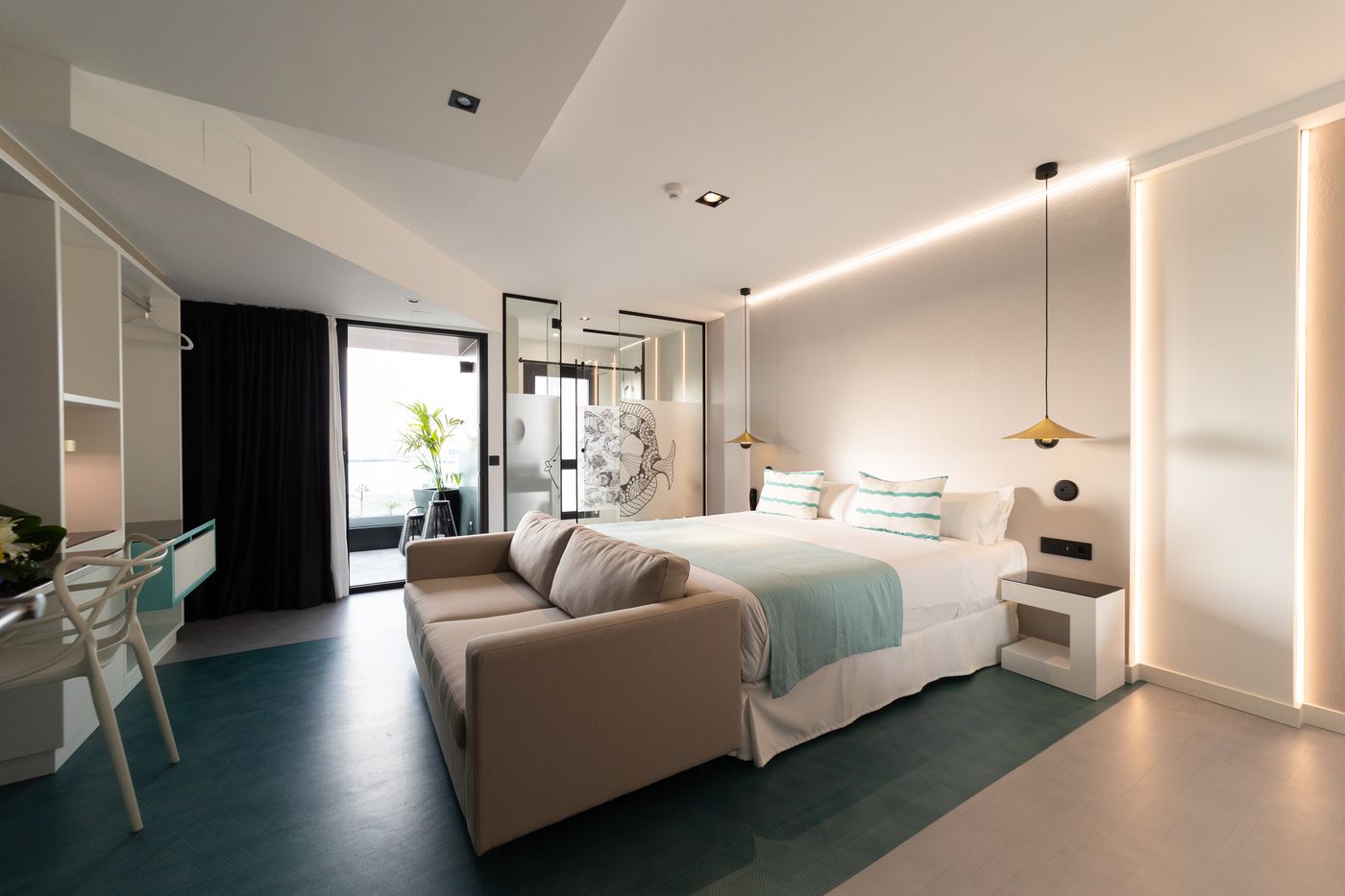 Puerto de la Luz by Pierre & Vacances