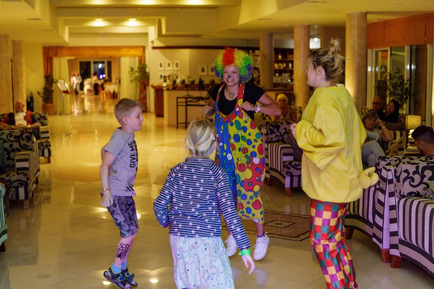 Sovereign-Beach-Hotel-Sports-and-Entertainment-75