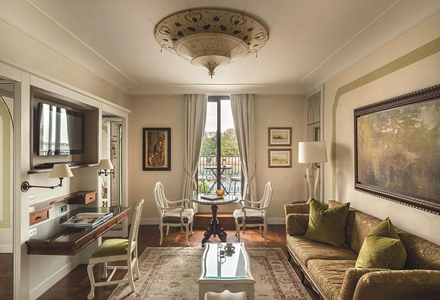 Hotel-Cipriani--A-Belmond-Hotel--Venice-Room-12