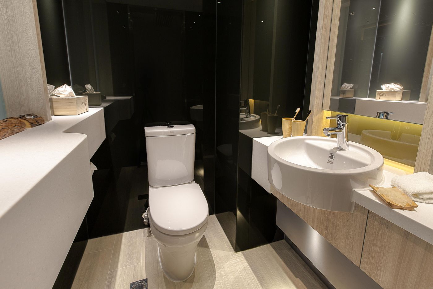 Stanford-Hillview-Room-24