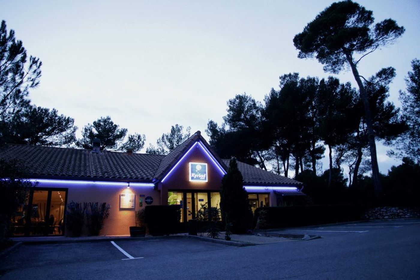 Kyriad Montpellier Nord Parc Euromedecine - France - ST-CLEMENT DE RIVIERE - General view - 3