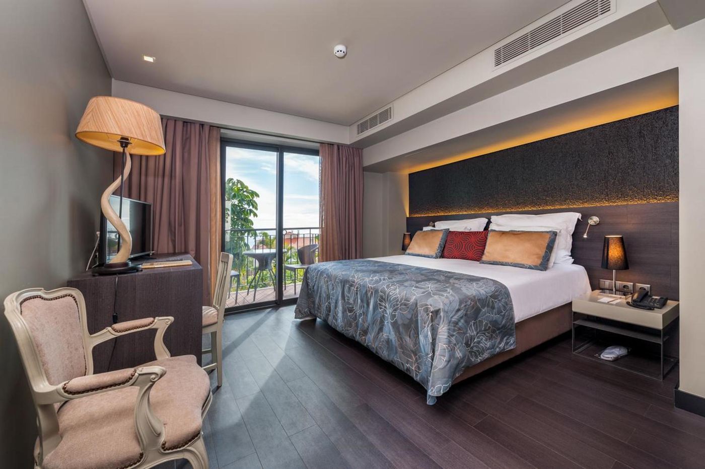 TUI-Blue-Gardens-Adults-Only-Savoy-Signature-Room-25