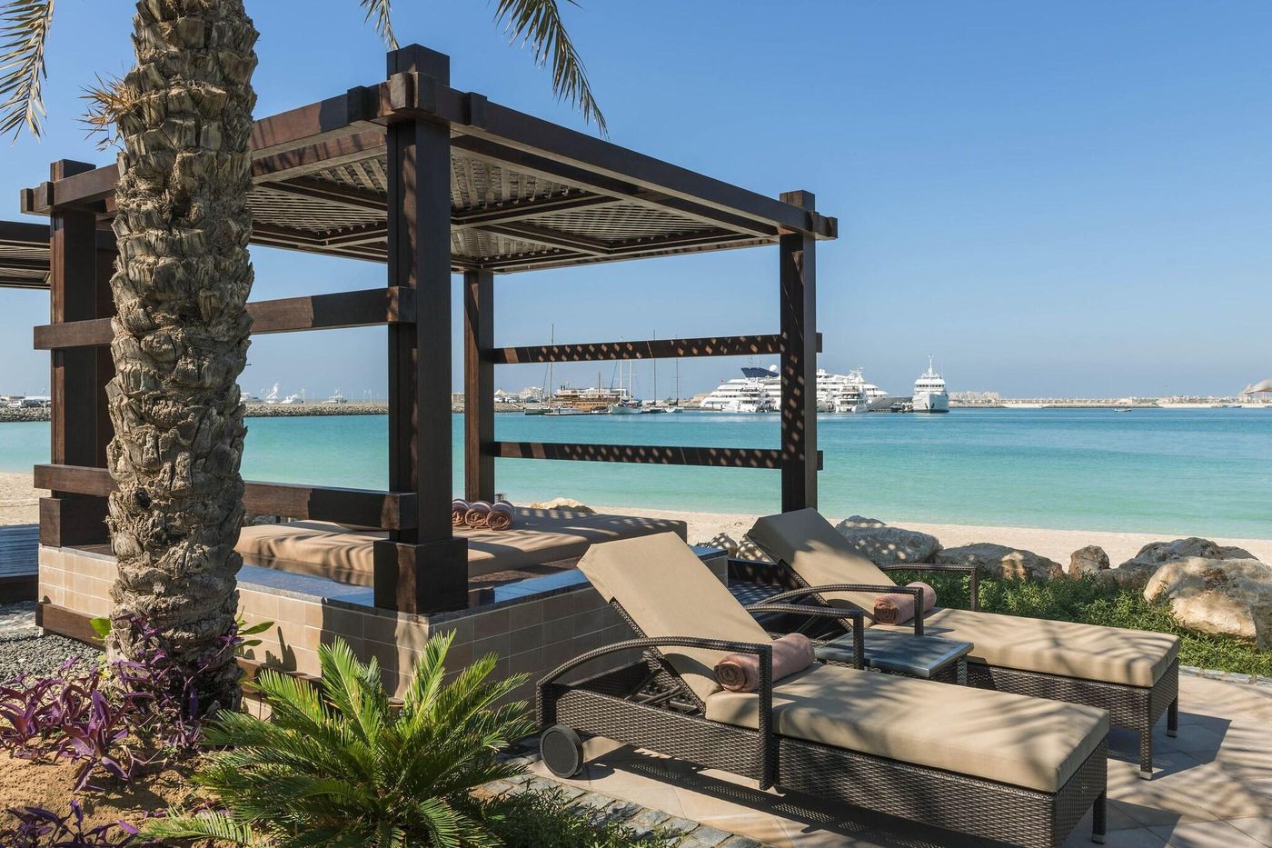 Le-Meridien-Mina-Seyahi-Beach-Resort---Marina-Beach-82