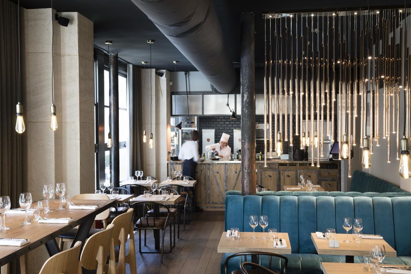 Les-Deux-Girafes-Restaurant-49