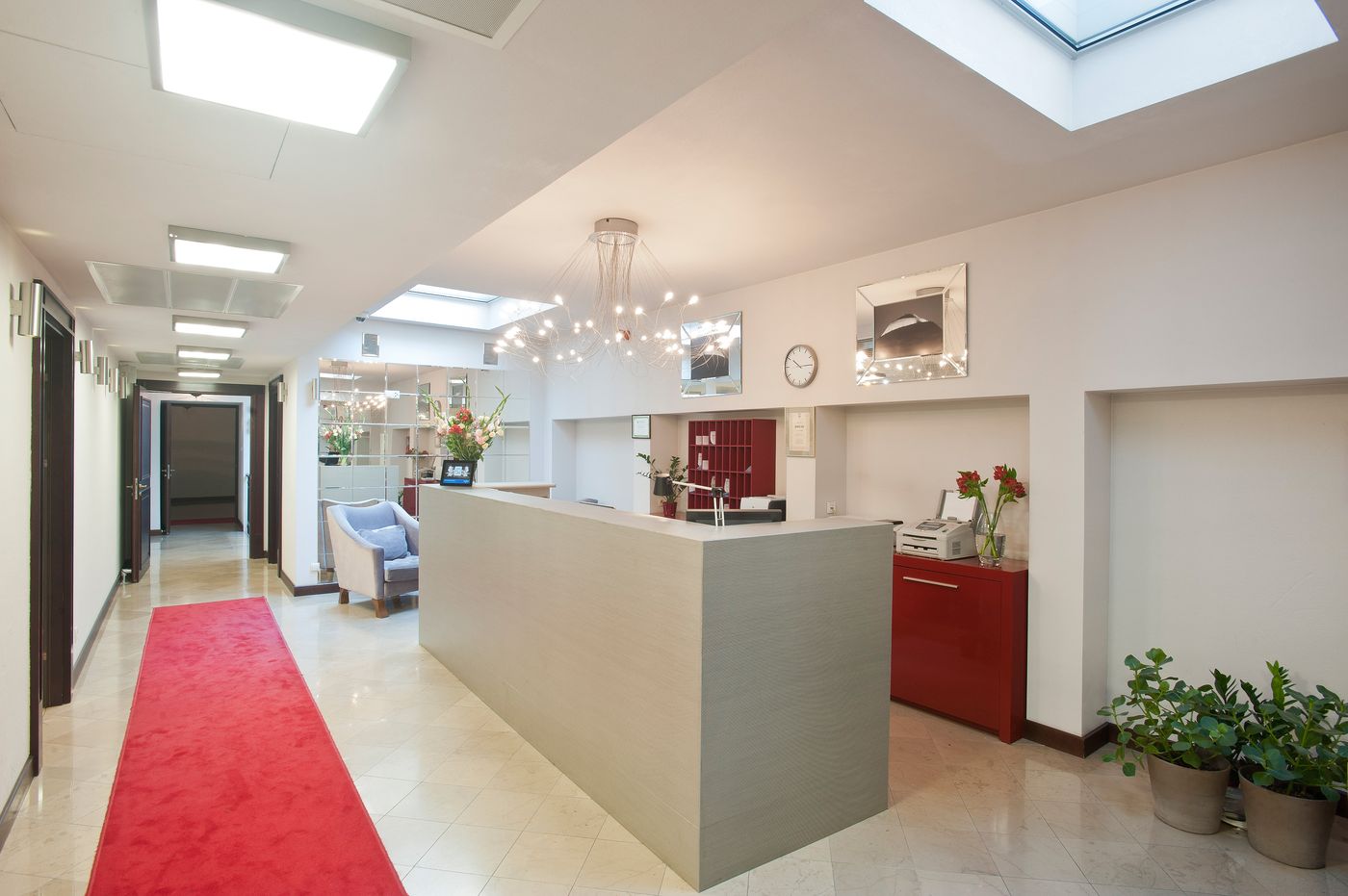 Hotel-Unicus-Krakow-Old-Town-Lobby-3