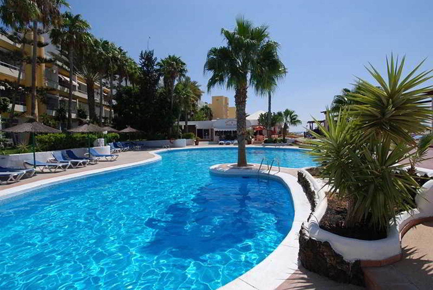 Studios-Matorral-Pool-3