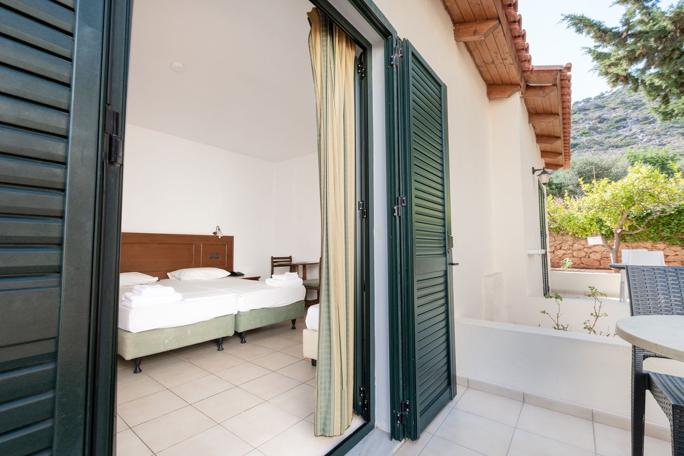 Anastasia-Hotel-Room-21