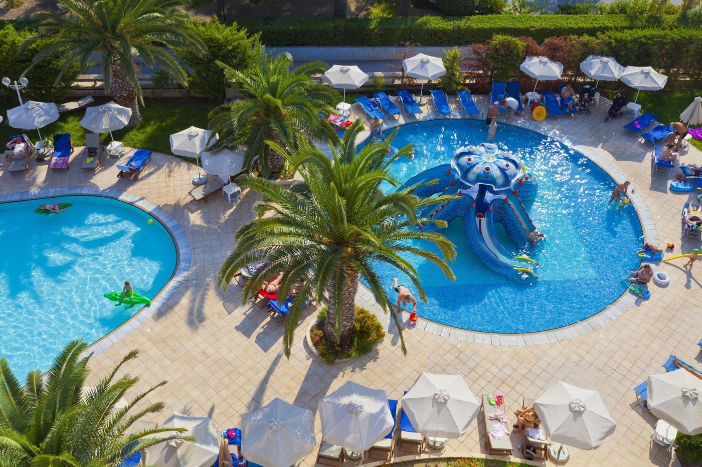 Sun-Beach-Resort-Complex-Pool-6