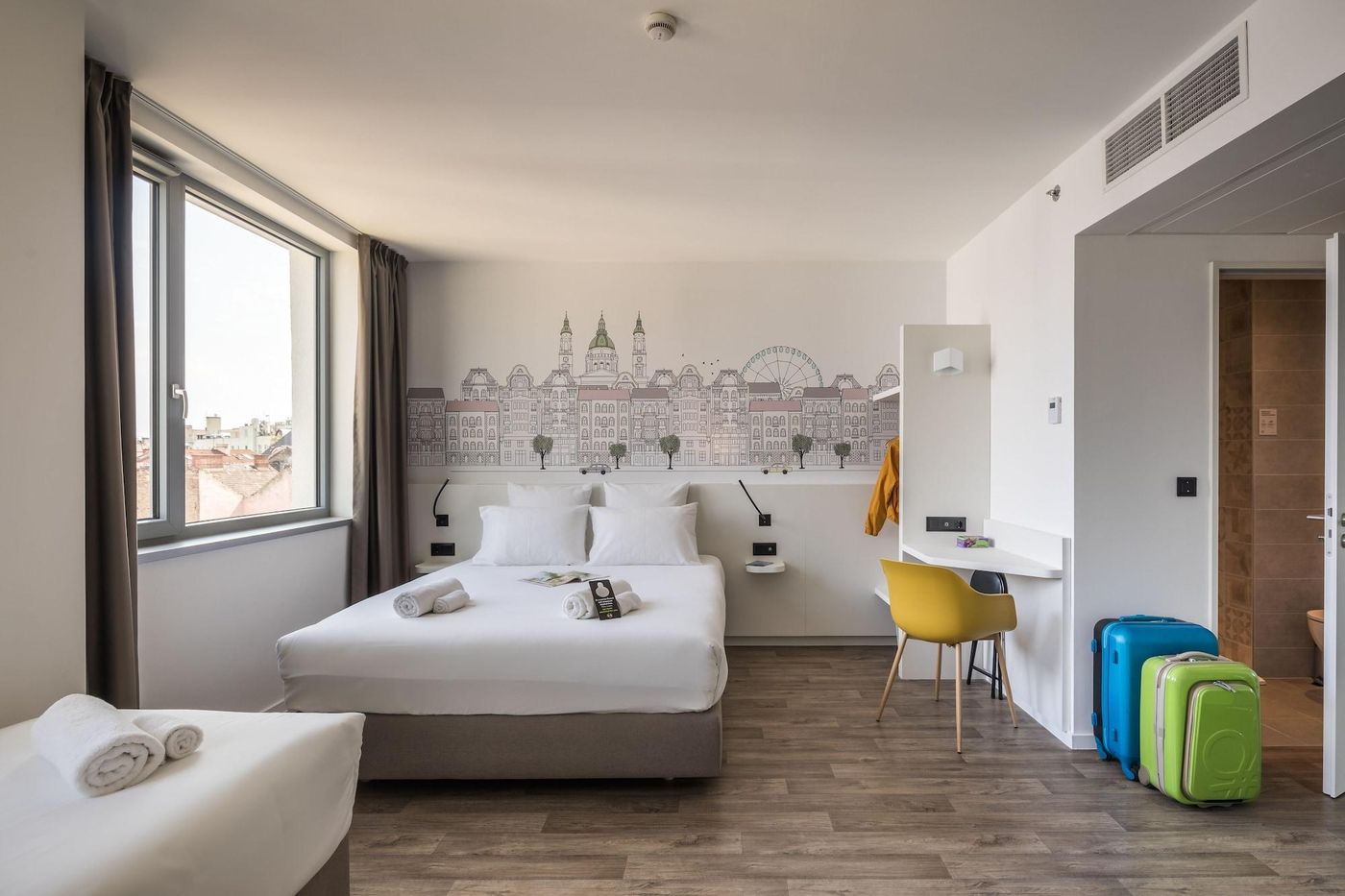 B-B-Hotel-Budapest-City-Room-19