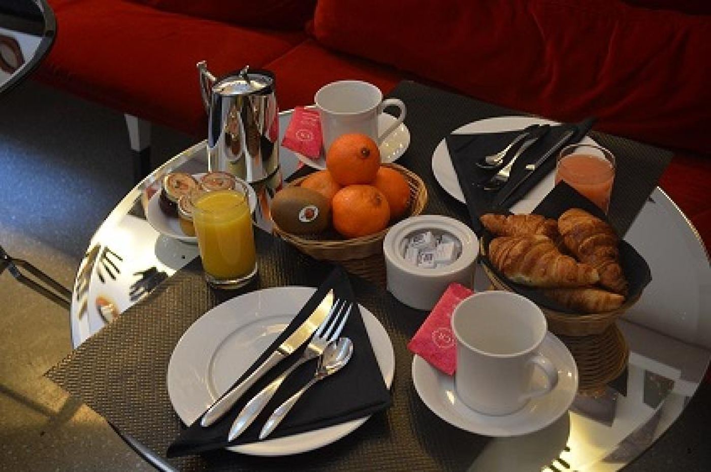 Hotel-du-Triangle-dOr-General-view-12