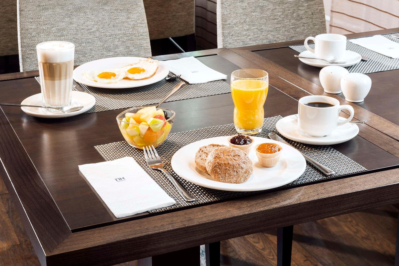 NH-Berlin-Kurfurstendamm-Restaurant-51