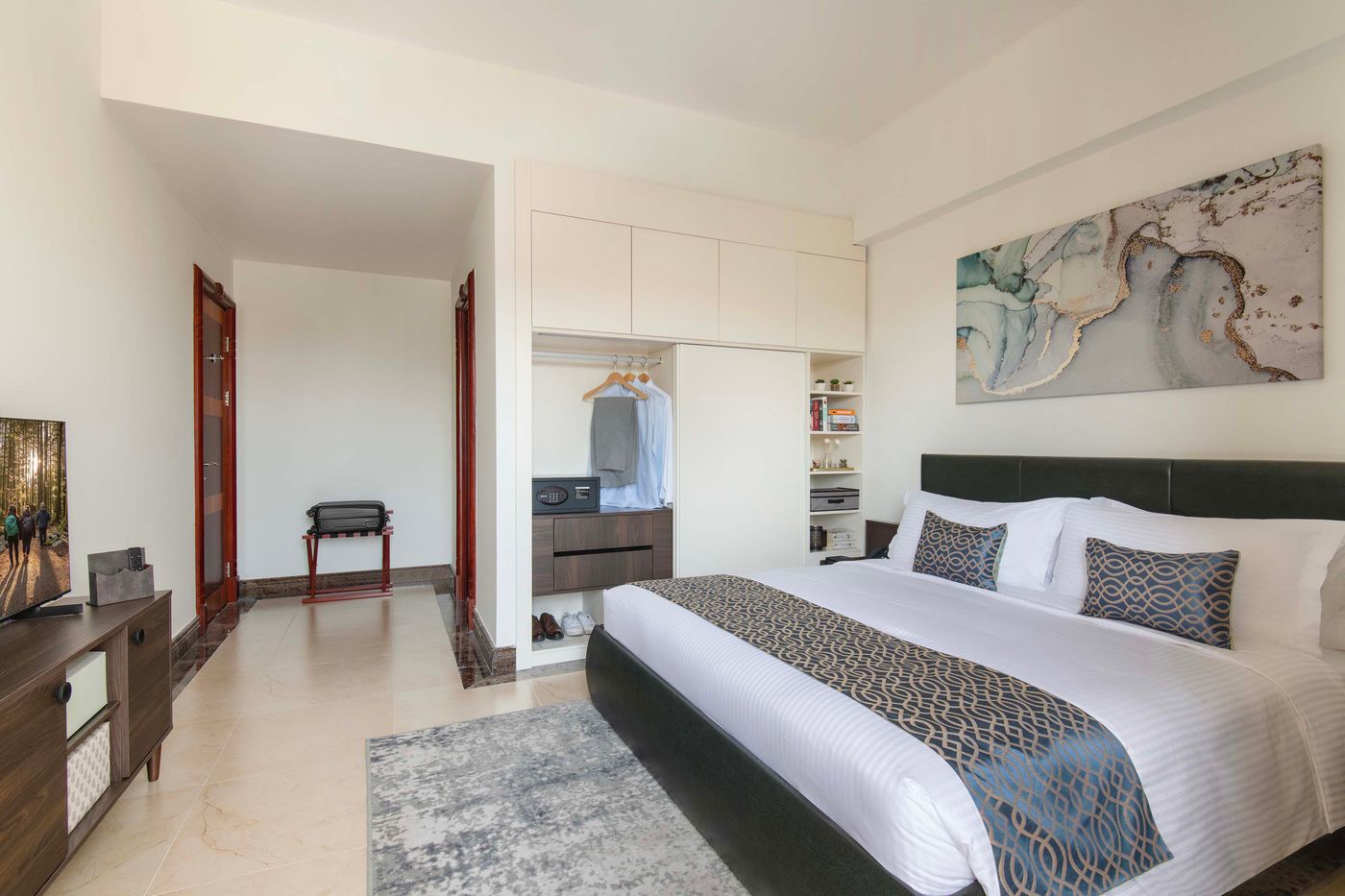 Somerset-Al-Mansora-Doha-Room-16