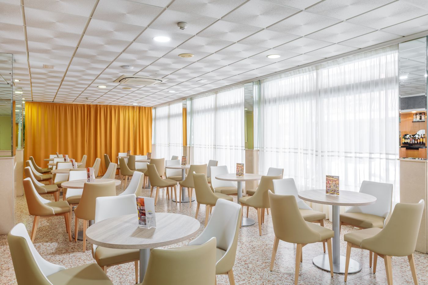 02.06.25 Mareny Benidorm Hotel