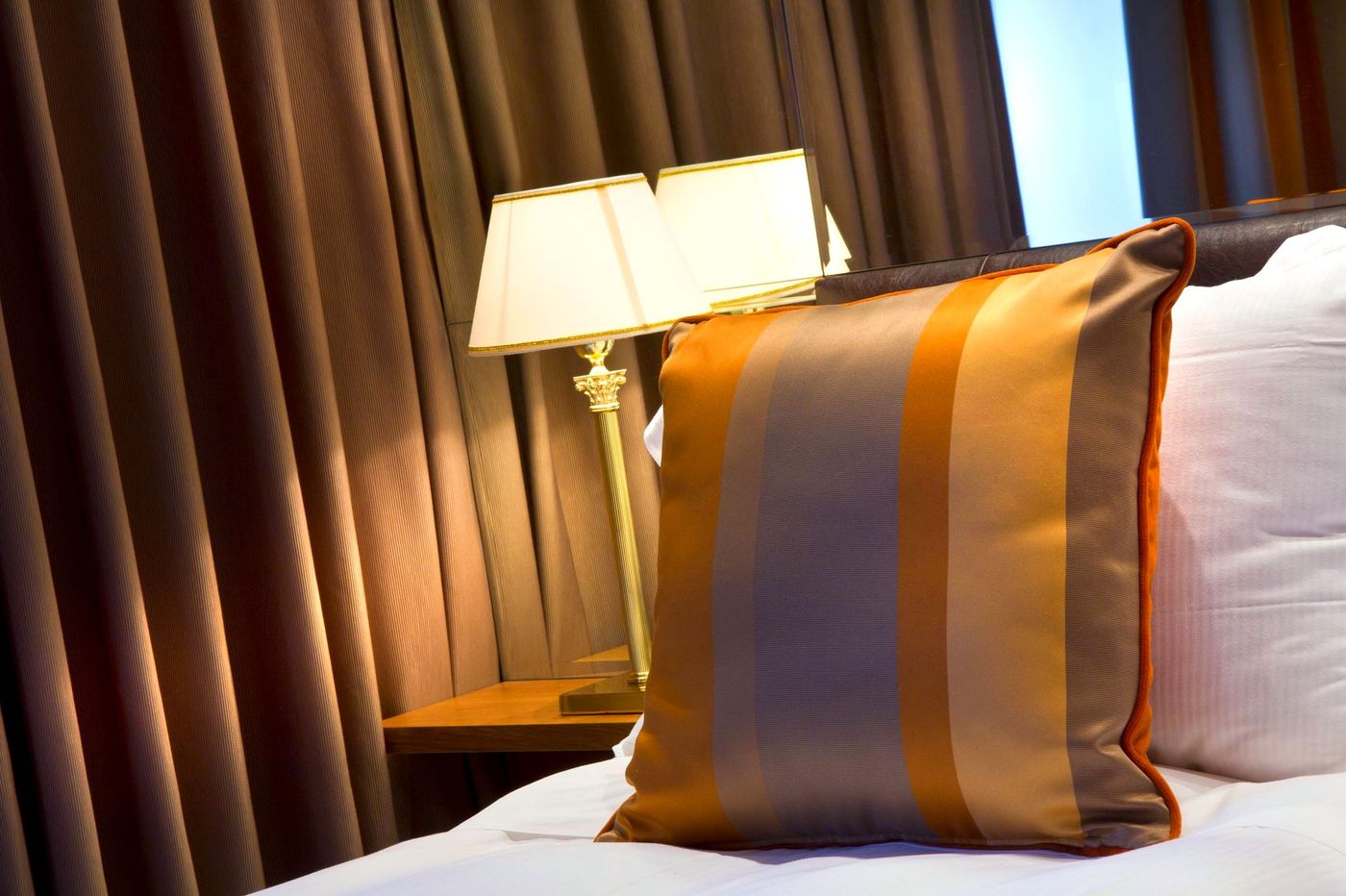 Marcella-Royal-Rooftop-Garden-Room-48