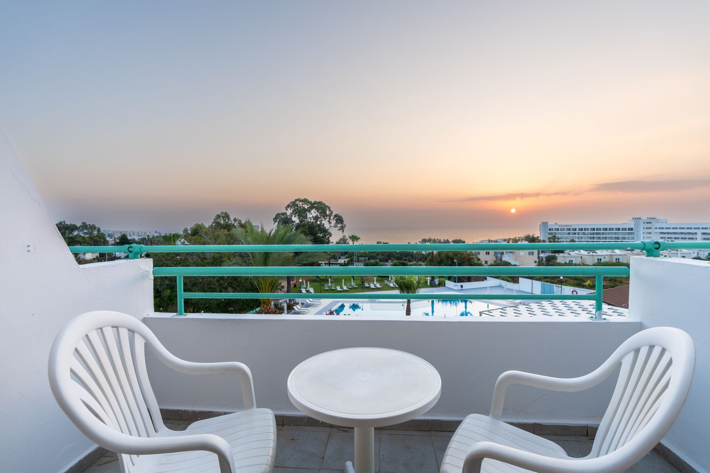 Adelais-Bay-General-view-11