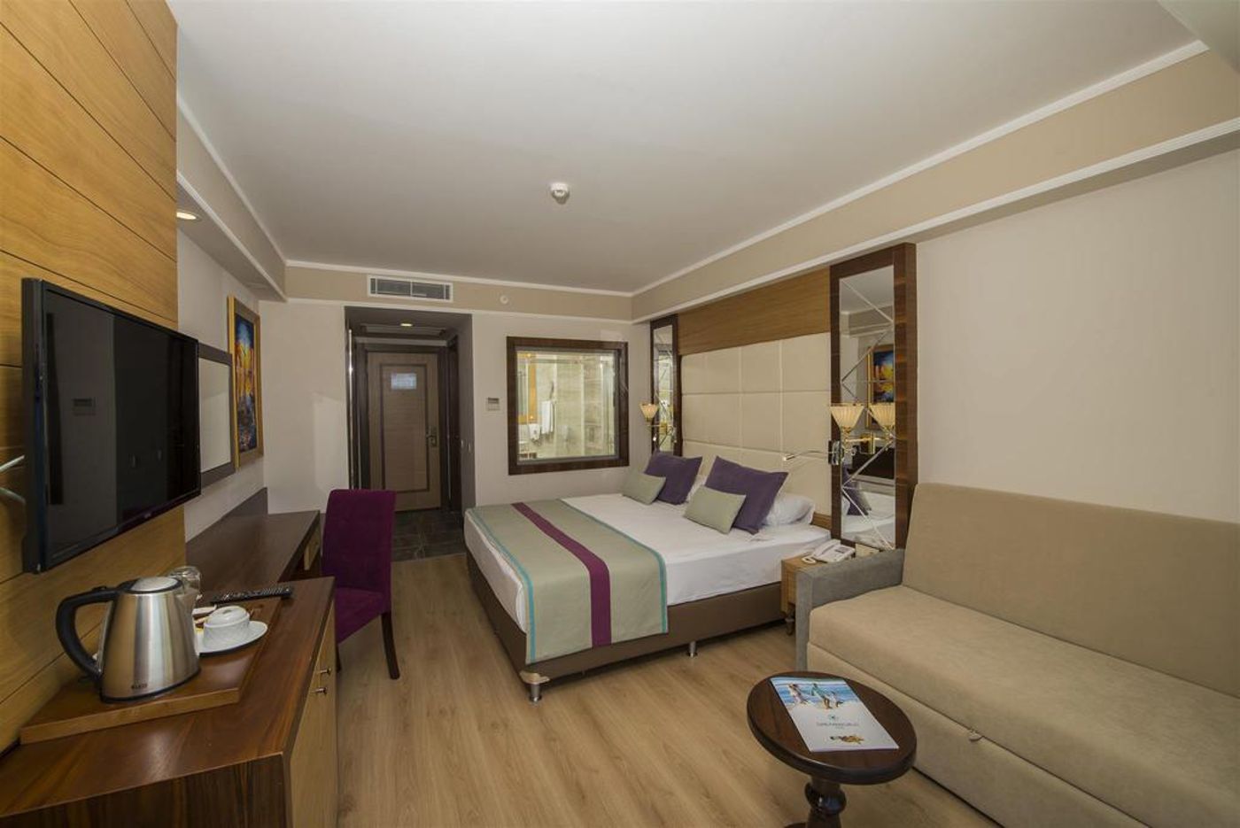 Dream World Aqua Hotel