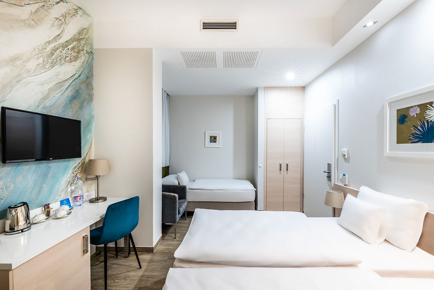 Atrium-Fashion-Hotel-Room-20