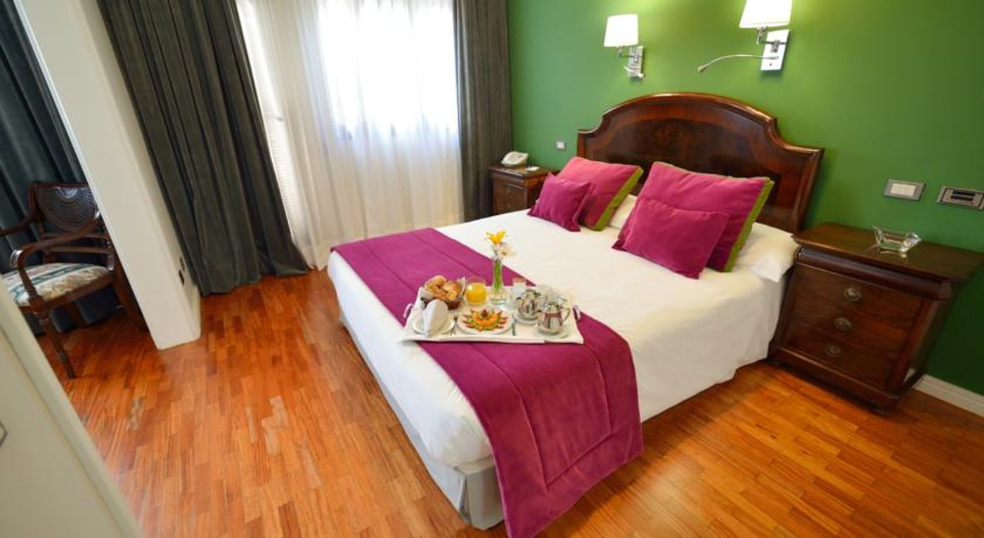 Hotel Escuela Santa Brigida