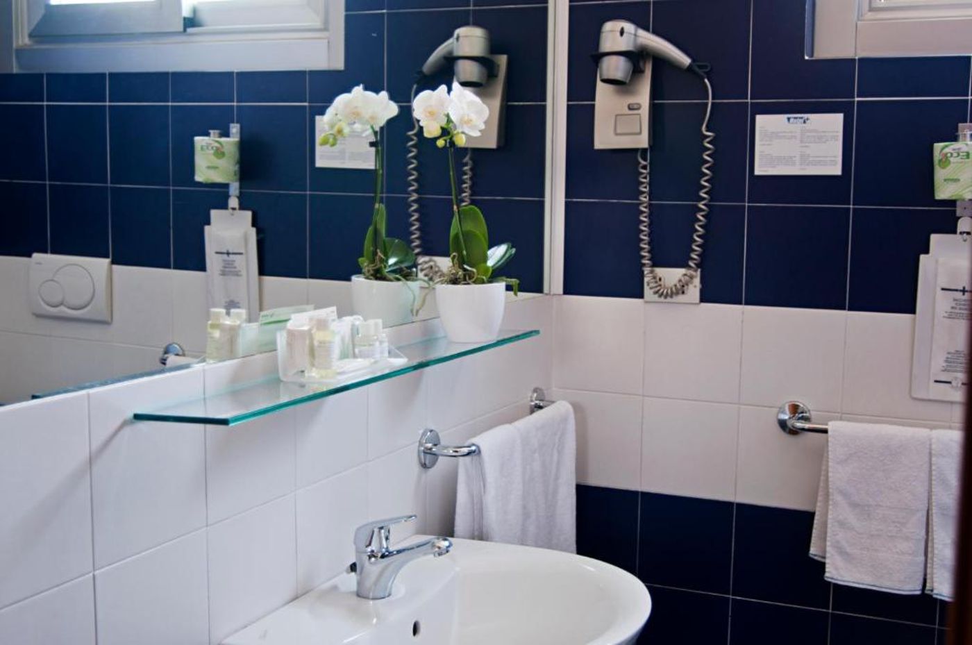 Eco-Hotel-Milano---Bioriso-Restaurant-Room-75