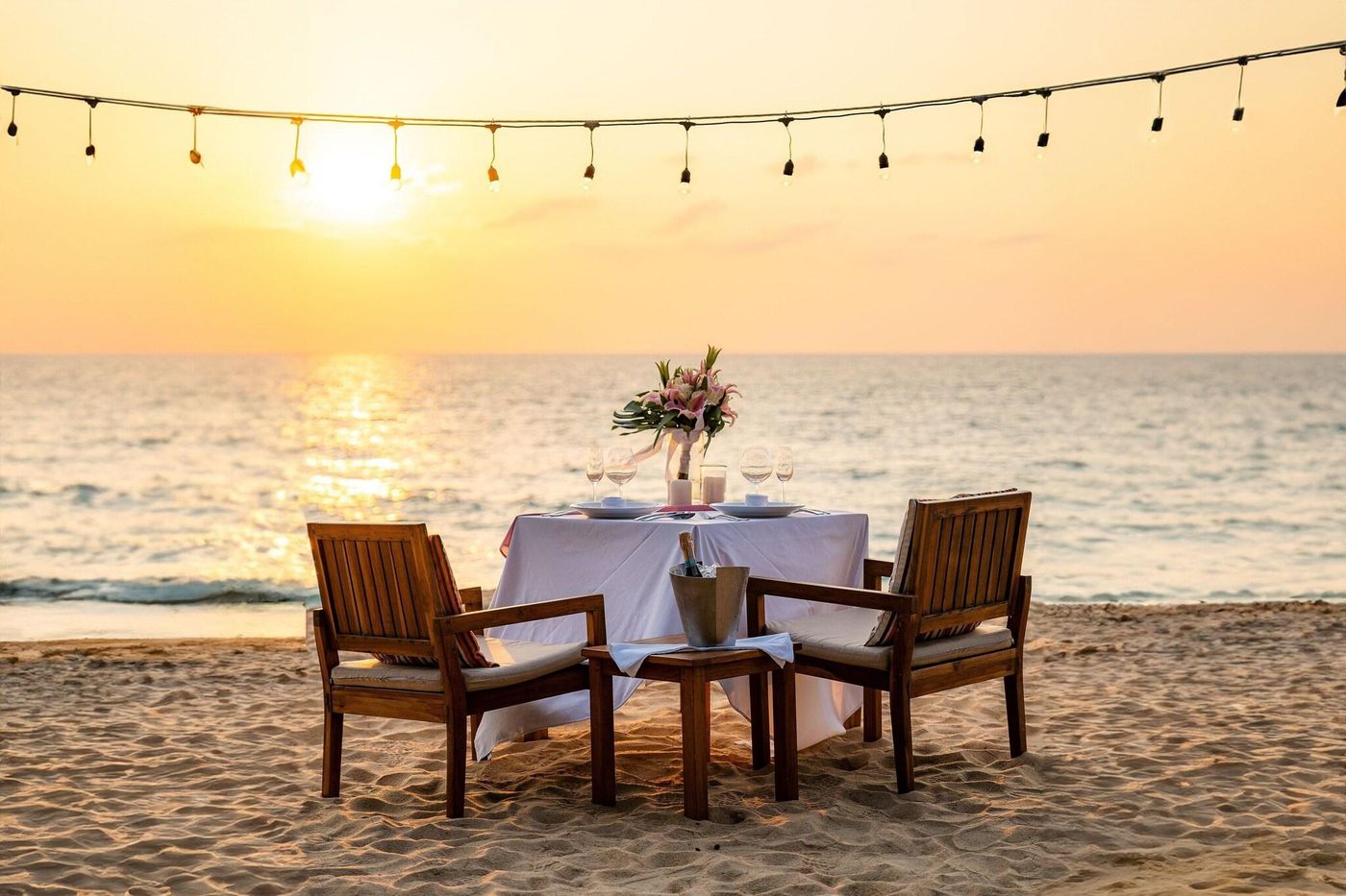 Renaissance-Phuket-Resort---Spa-Restaurant-93