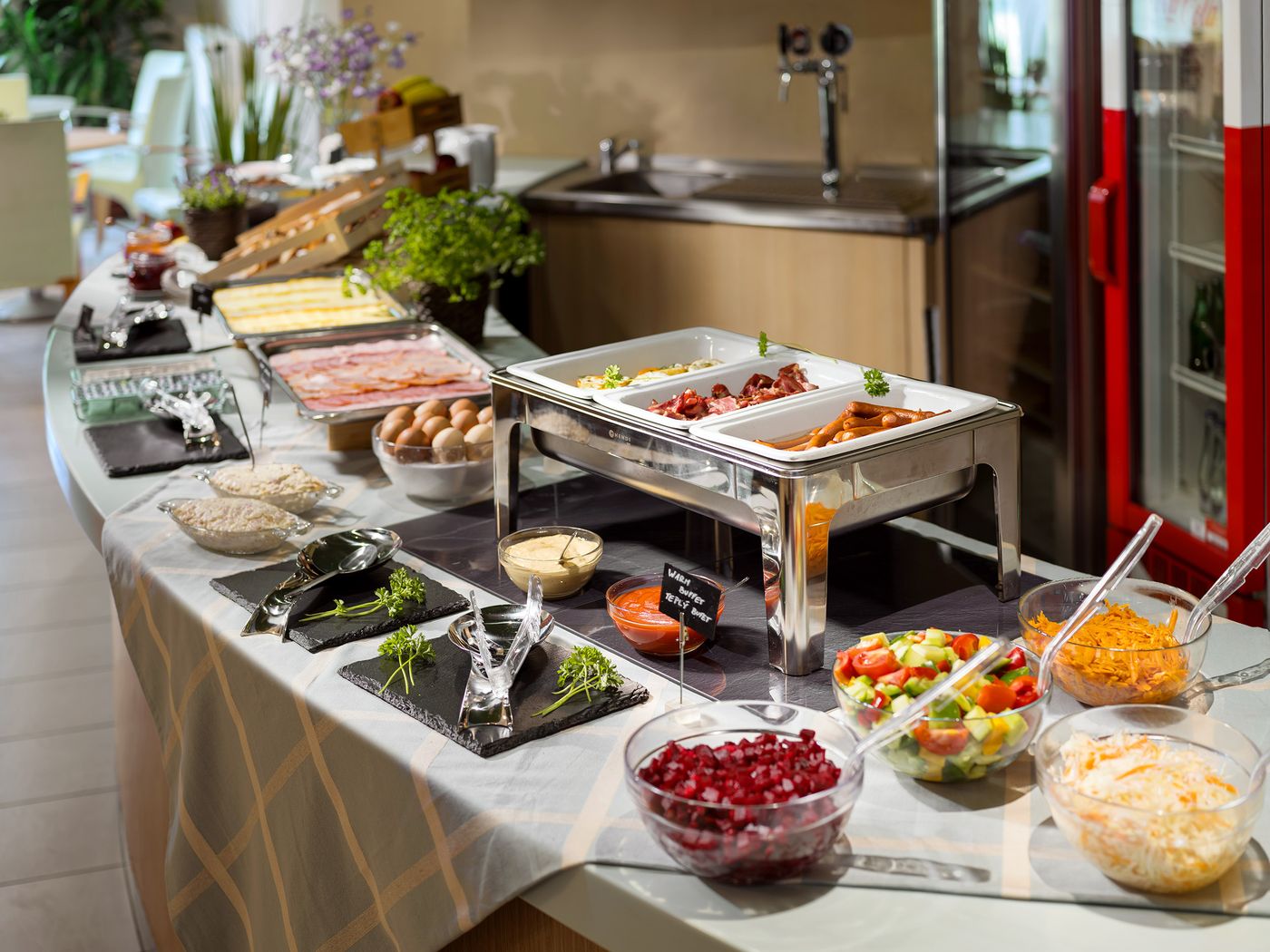 Michael-Restaurant-22