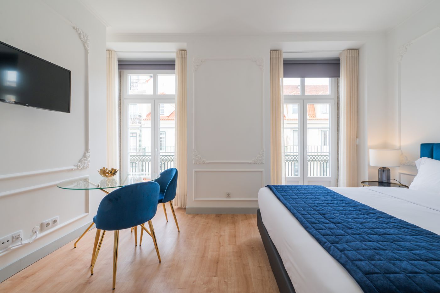 Via-Augusta-129-Room-4