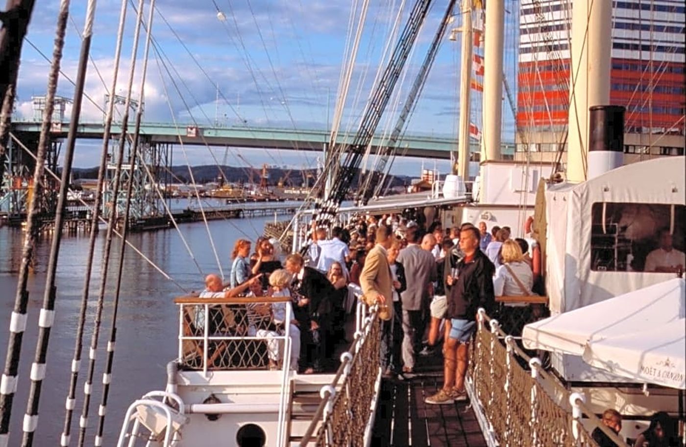 Barken Viking-Sweden-GOTHENBURG-General view-1