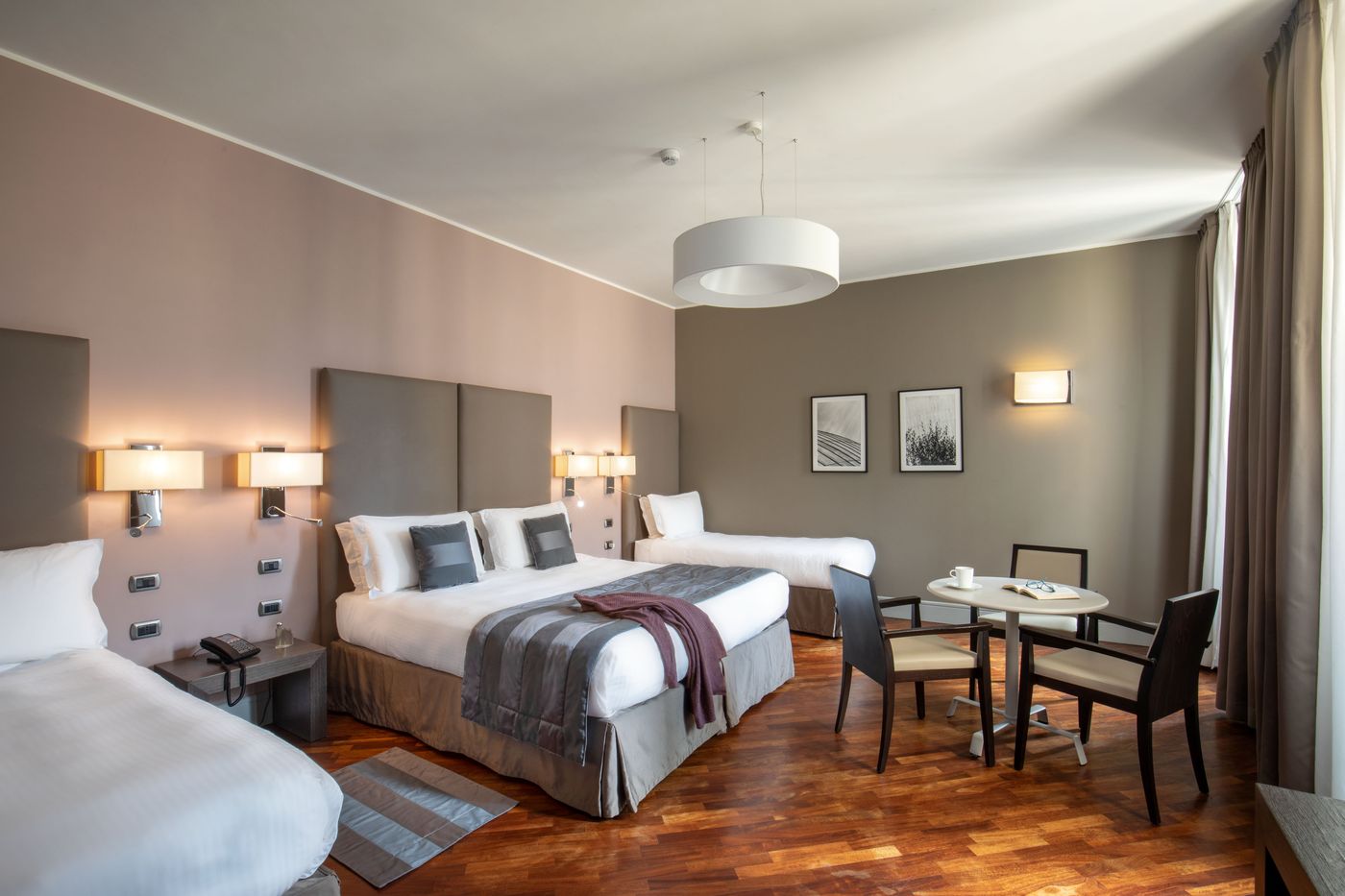 Monti-Palace-Hotel-Room-19