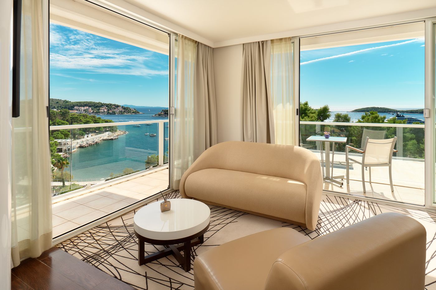 Amfora-Hvar-Grand-Beach-Resort-Room-68