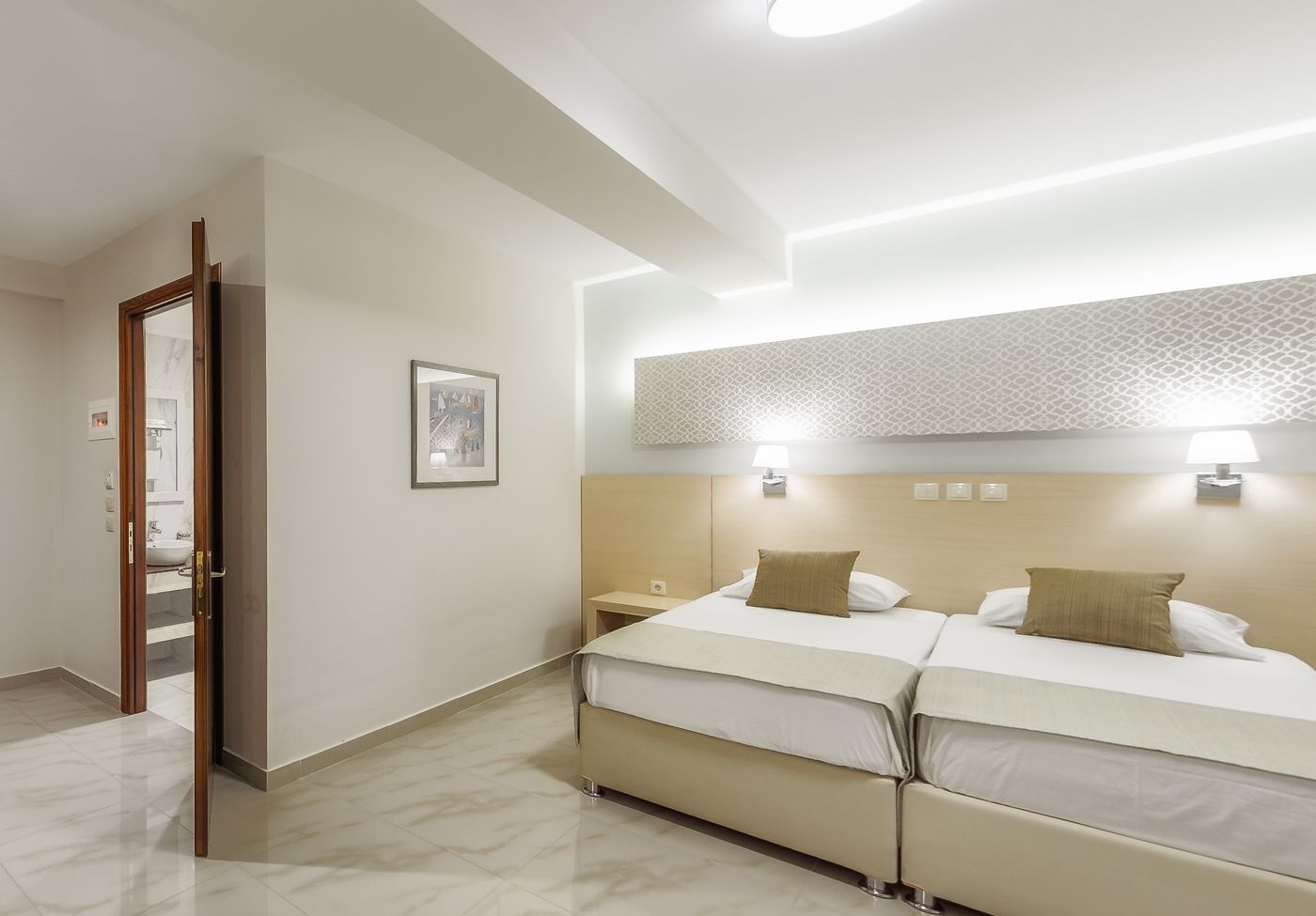 Karras-Hotel-Room-39