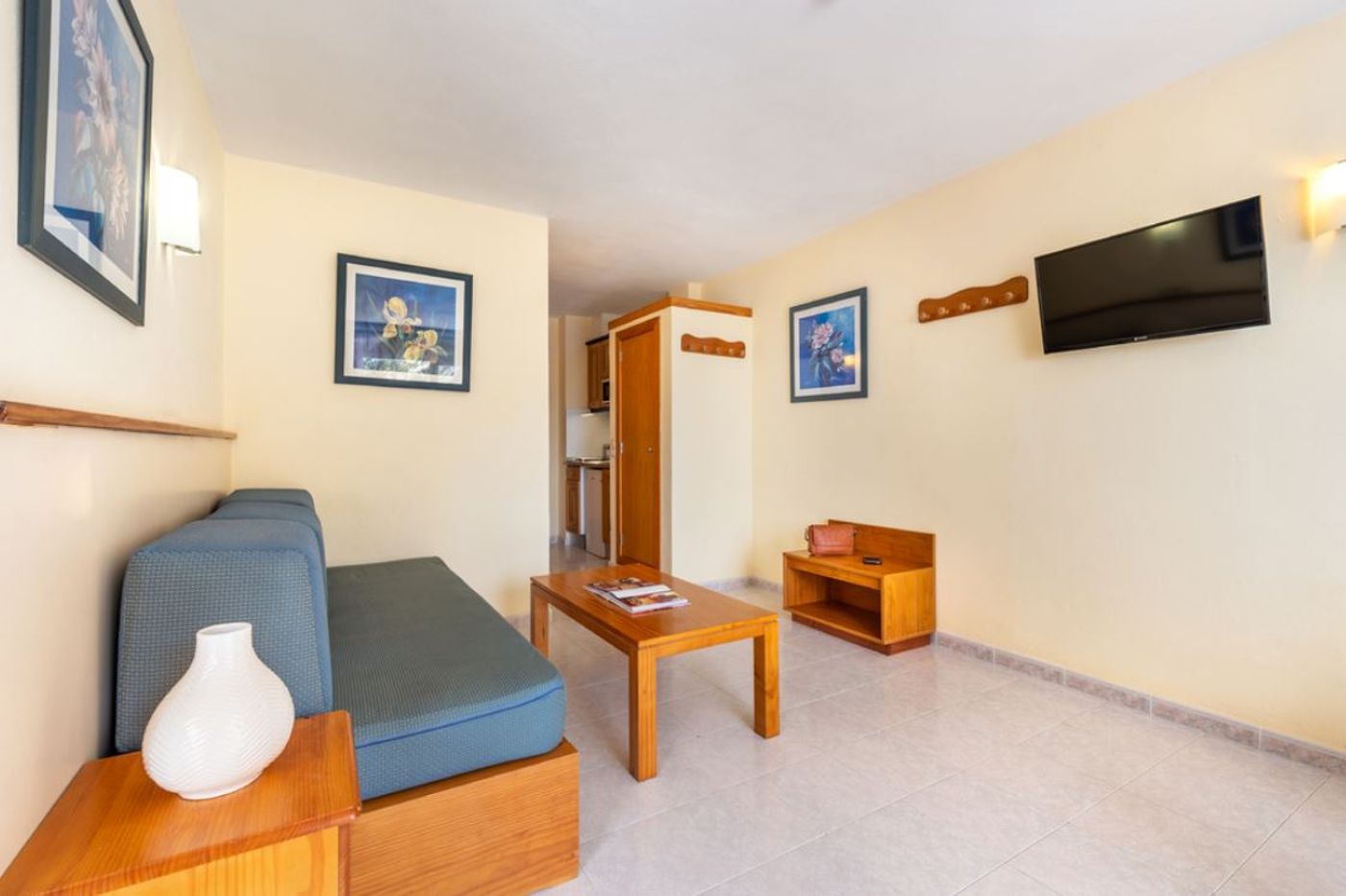 Tropical Garden Apartments