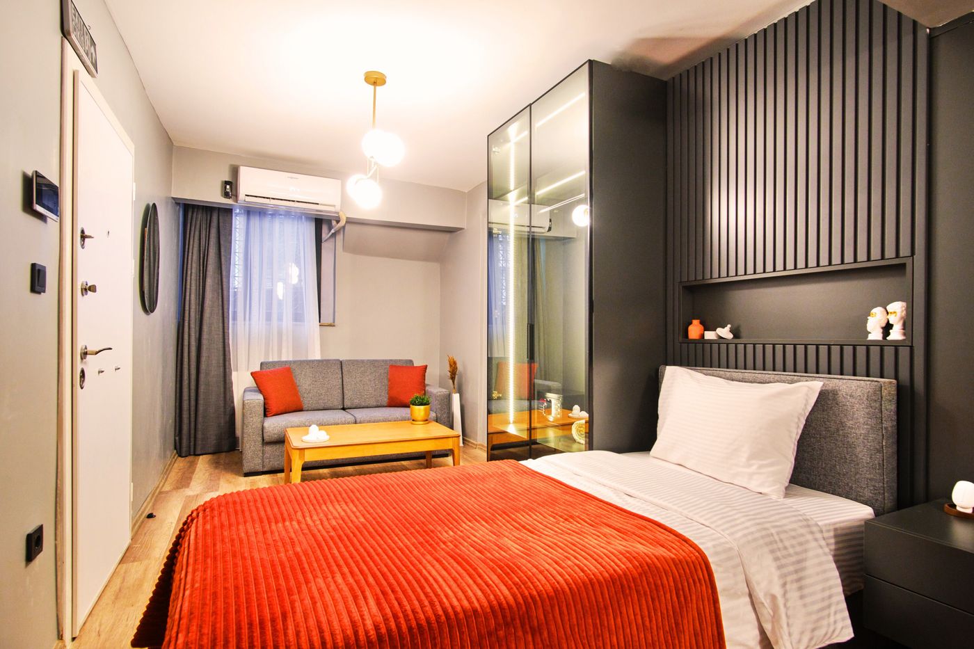 TAKS-INN-Suites-Room-17