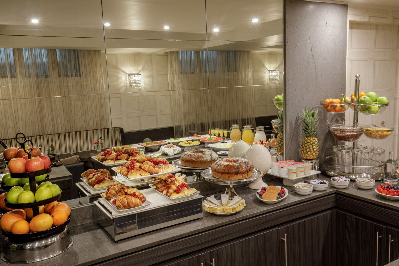 Royal-Court-Restaurant-54