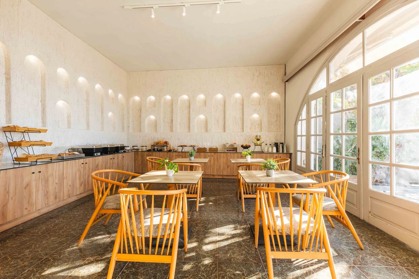 Irida-Hotel-Restaurant-40