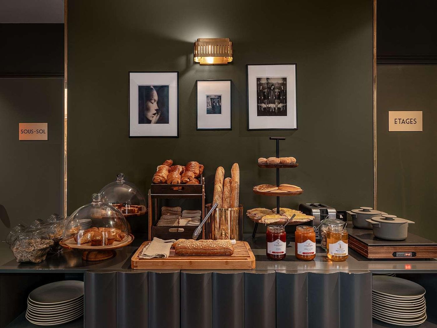 Bob-Hotel-By-Elegancia-Restaurant-14