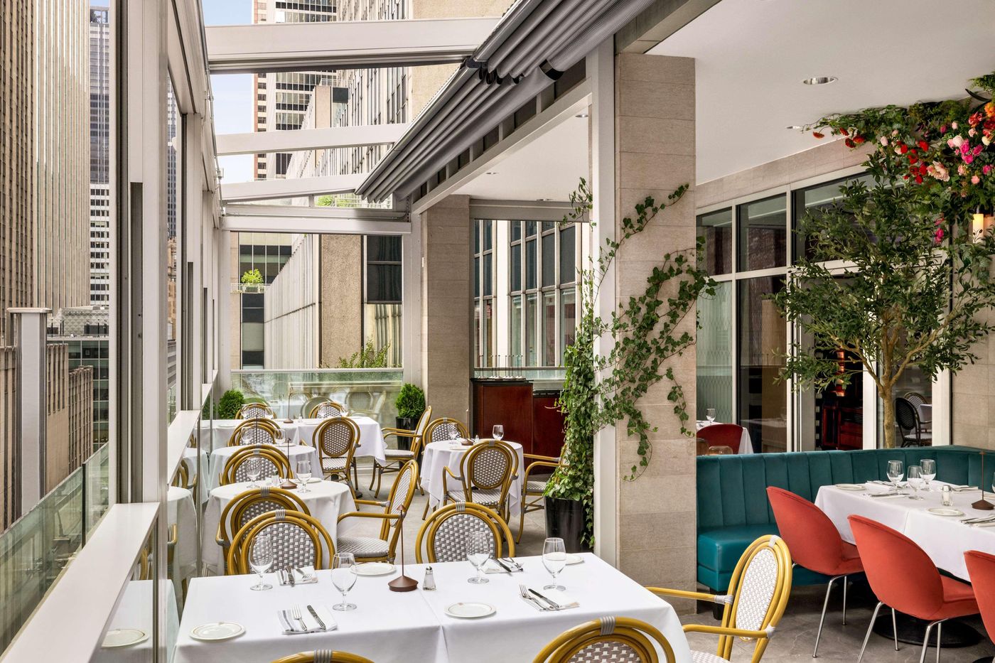 DoubleTree-by-Hilton-New-York-Midtown-Fifth-Avenue-Restaurant-27