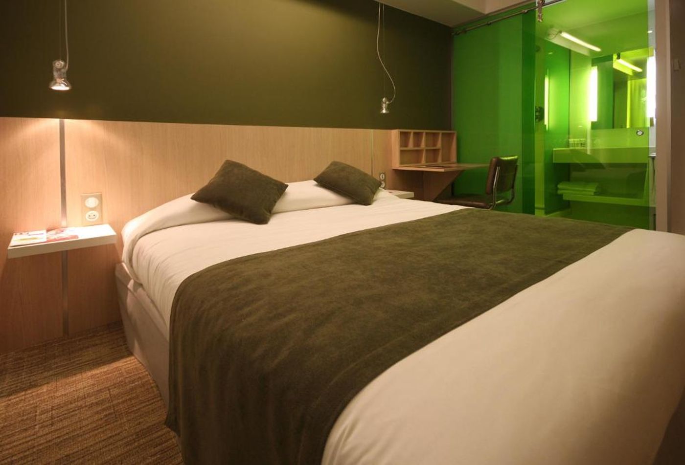Mercure-Gare-Du-Nord-La-Fayette-Room-24