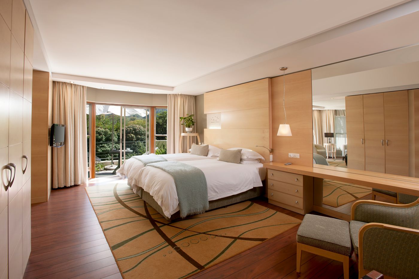 Vineyard-Hotel-Room-8