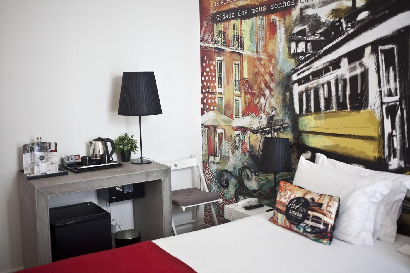 The-Art-Inn-Lisbon-Room-30