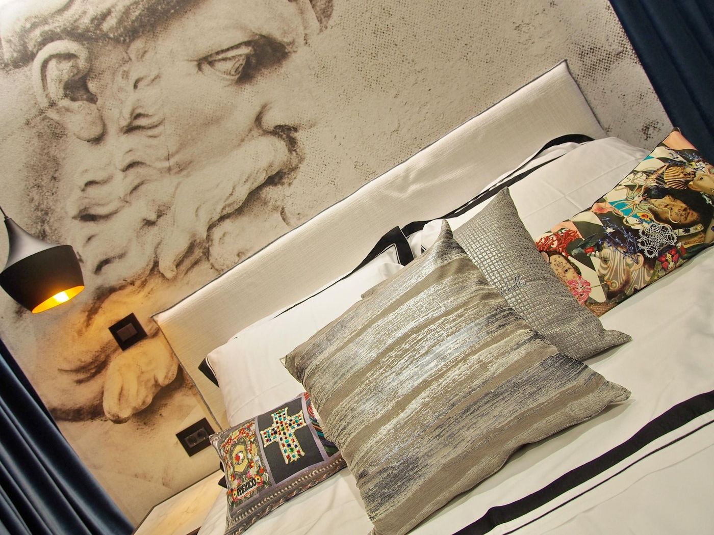 La-Vita-E-Bella-Ii-Room-38