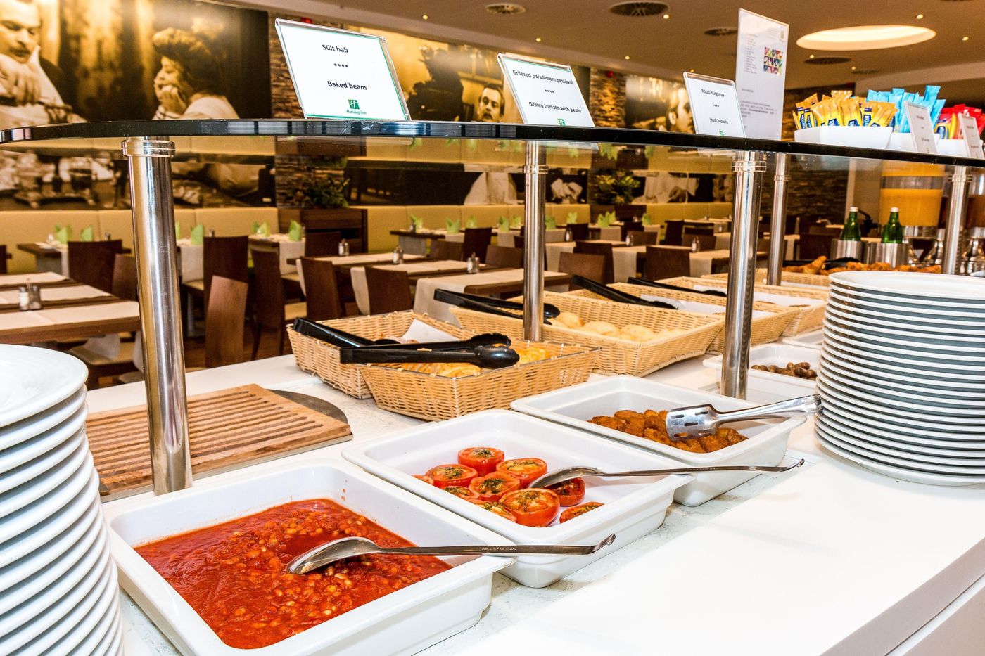 Holiday-Inn-Budapest---Budaors-Restaurant-48