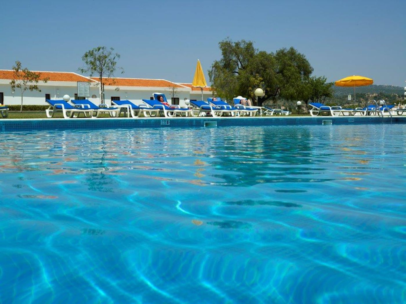 Vilamoura-Golf-Apartments-Pool-5