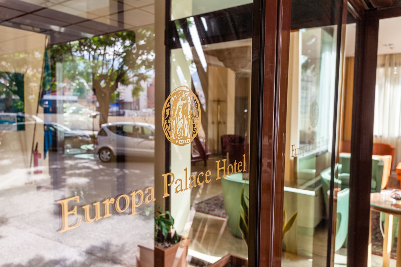 Europa-Palace-Lobby-25