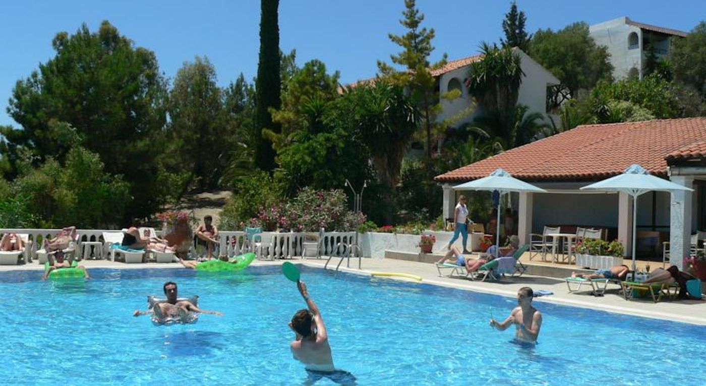 Nautilus-Hotel-Sports-and-Entertainment-1