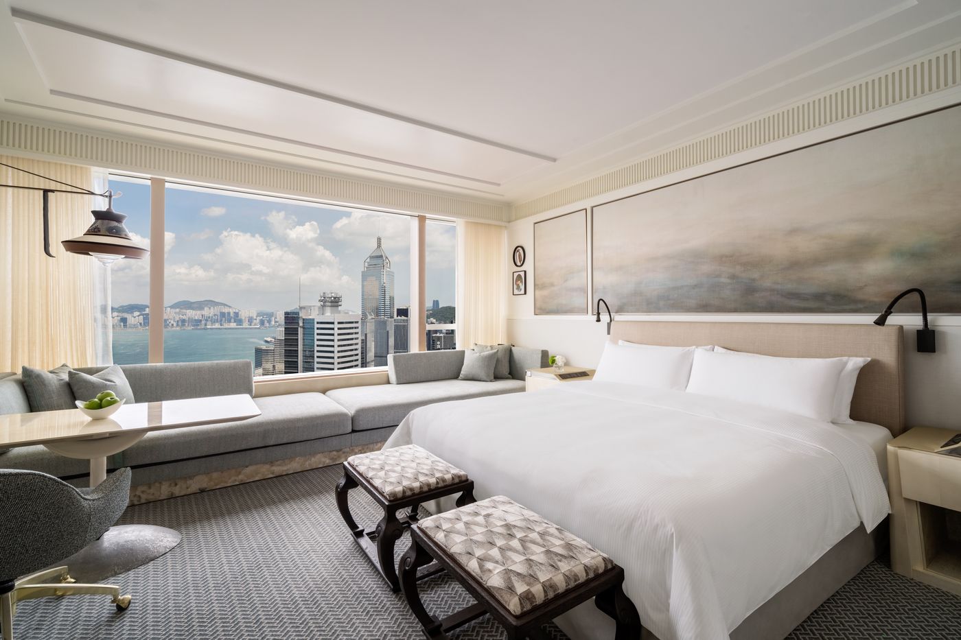 Island-Shangri-La-Hong-Kong-Room-31