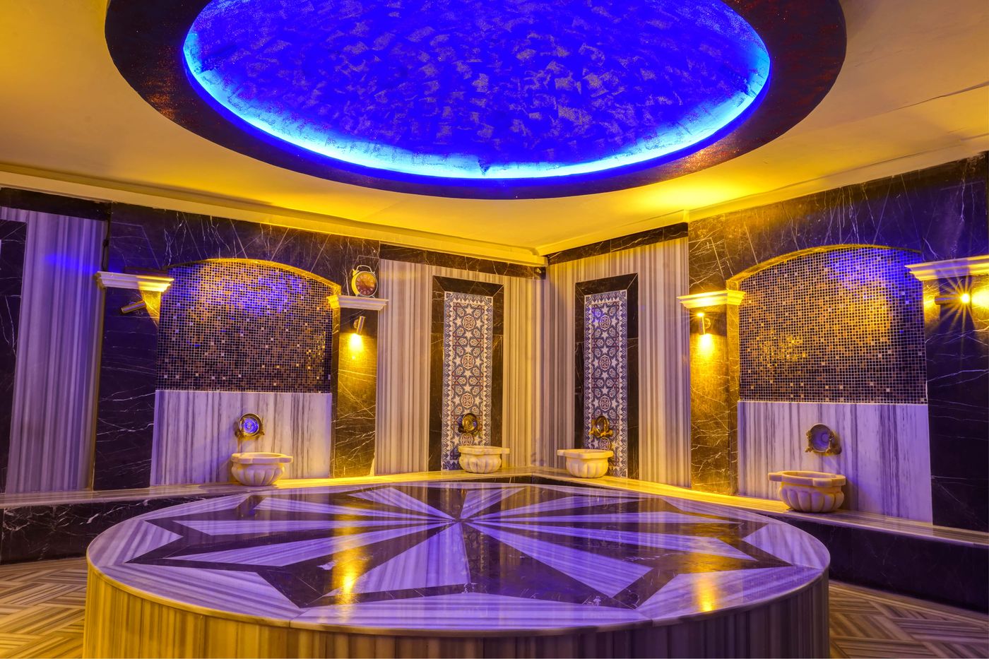 Tac Premier Hotel & Spa