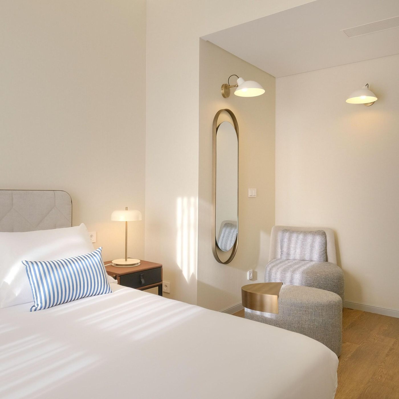Mourasuites-Hotel-Room-32